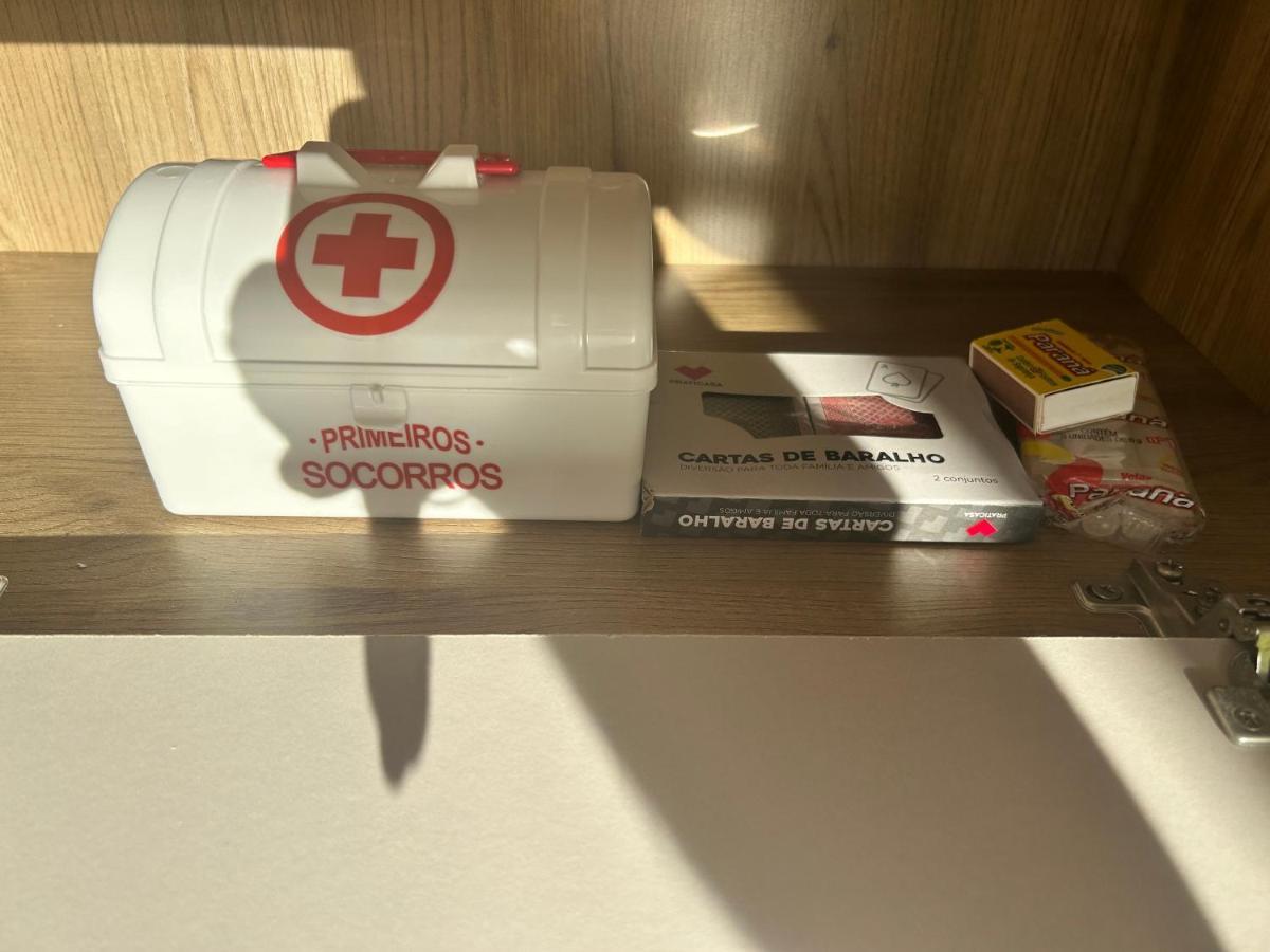 Com Piscina, Ar Condicionado, Novo , Bem Localizado