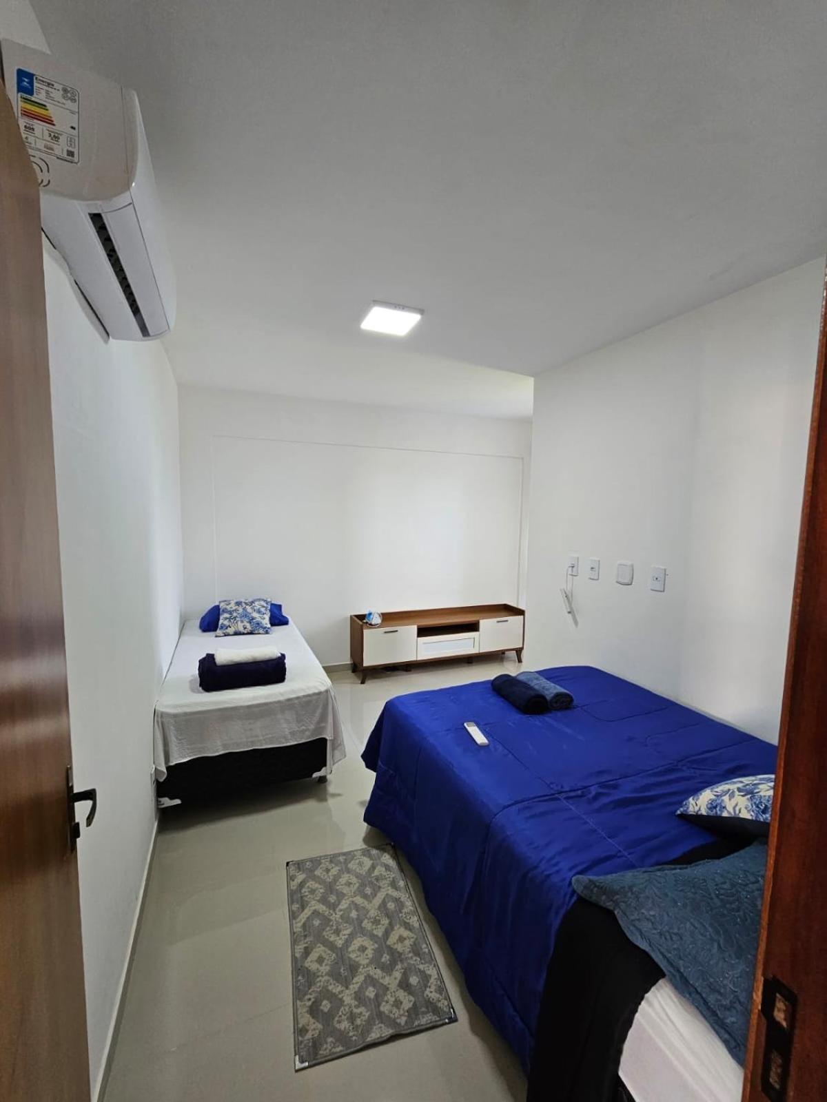 Com Piscina, Ar Condicionado, Novo , Bem Localizado Apartamento
